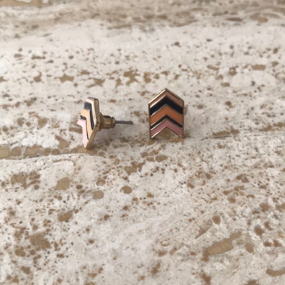 Aeropostale Jewelry - 5/$30 AEROPOSTALE GEOMETRIC EARRINGS 💎